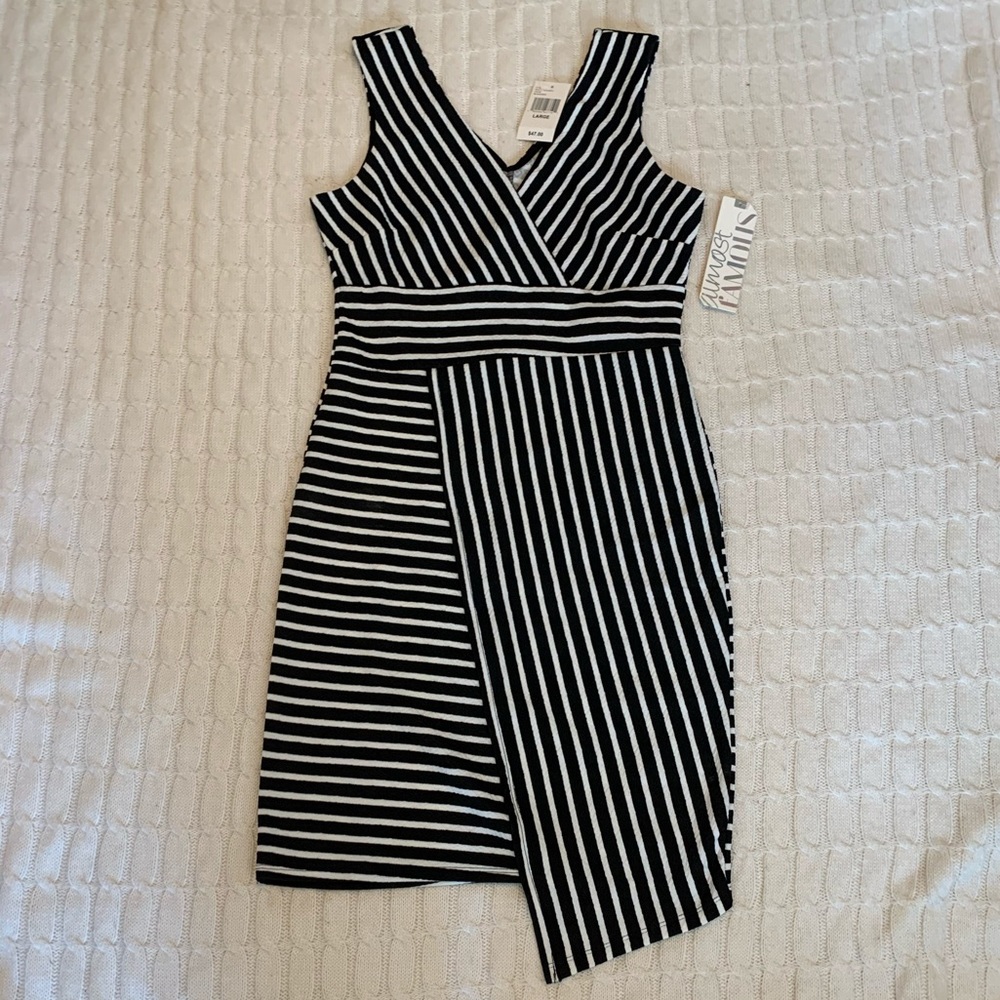 🆕Almost Famous Black and White Dress